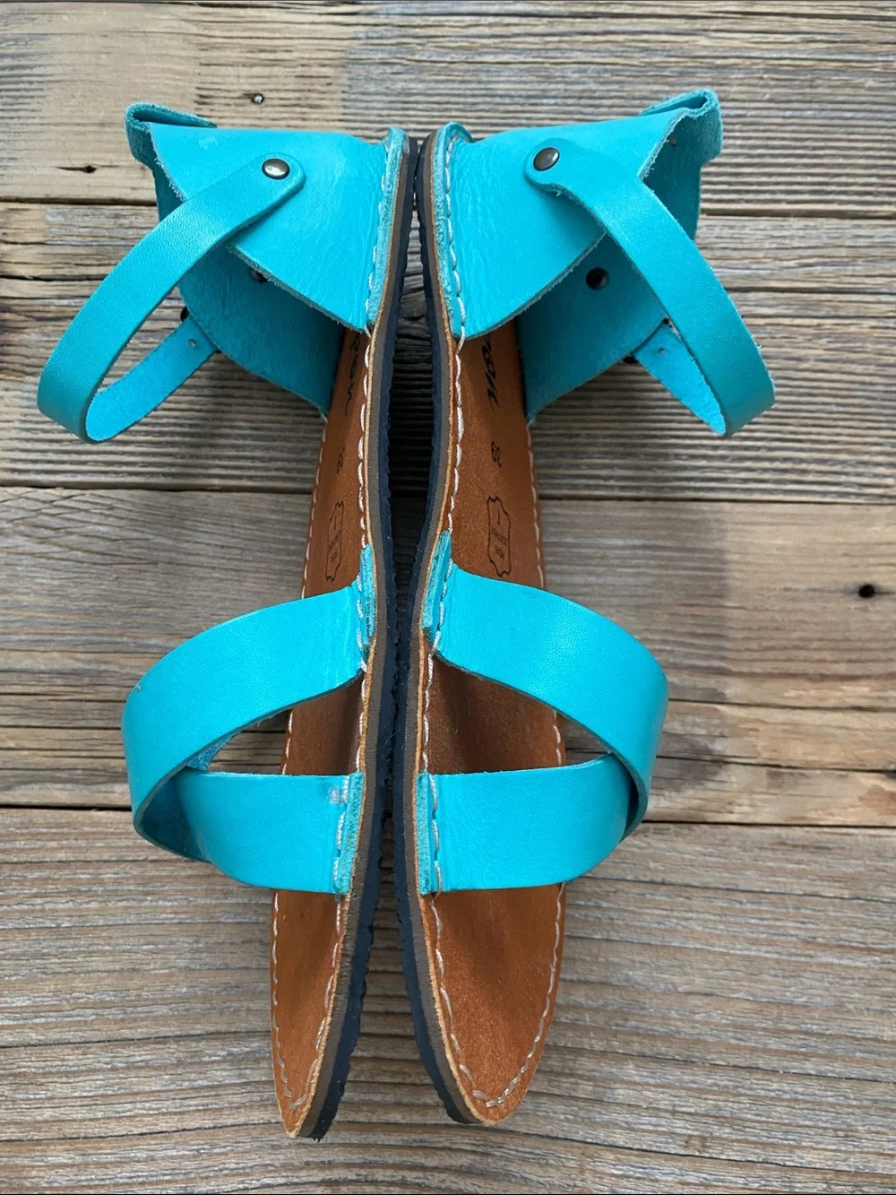 Crupon Febo Cross Barefoot Sandals. Avion. 39. - Picture 2 of 9